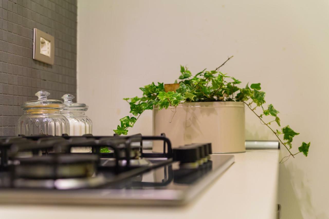 Starhost - Casa Del Capitano Apartment Salerno Ngoại thất bức ảnh