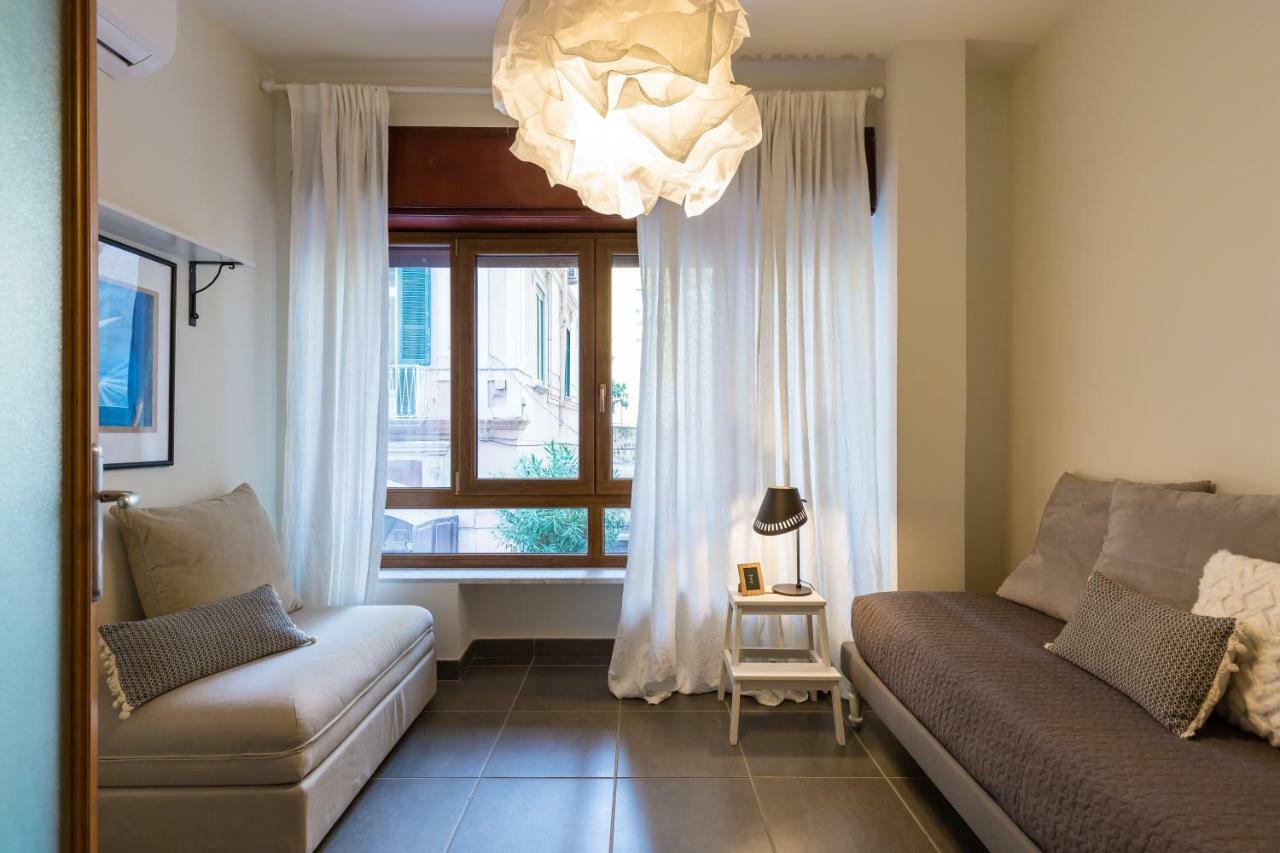 Starhost - Casa Del Capitano Apartment Salerno Ngoại thất bức ảnh